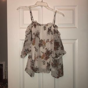 Off the shoulder half sleeve shirt